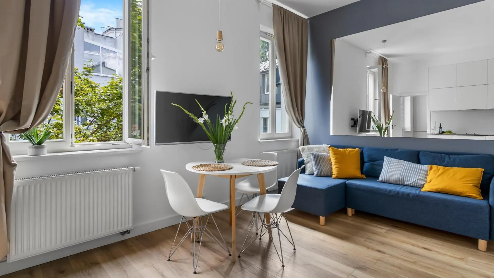 Apartment Kawalerka Przy Dworcu Centralnym Warsaw